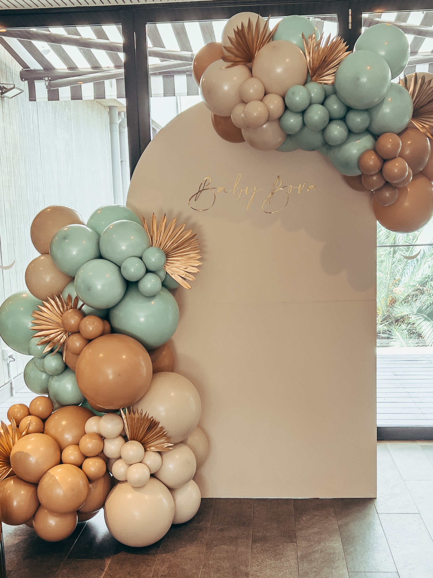 Single Arch Balloon Decor