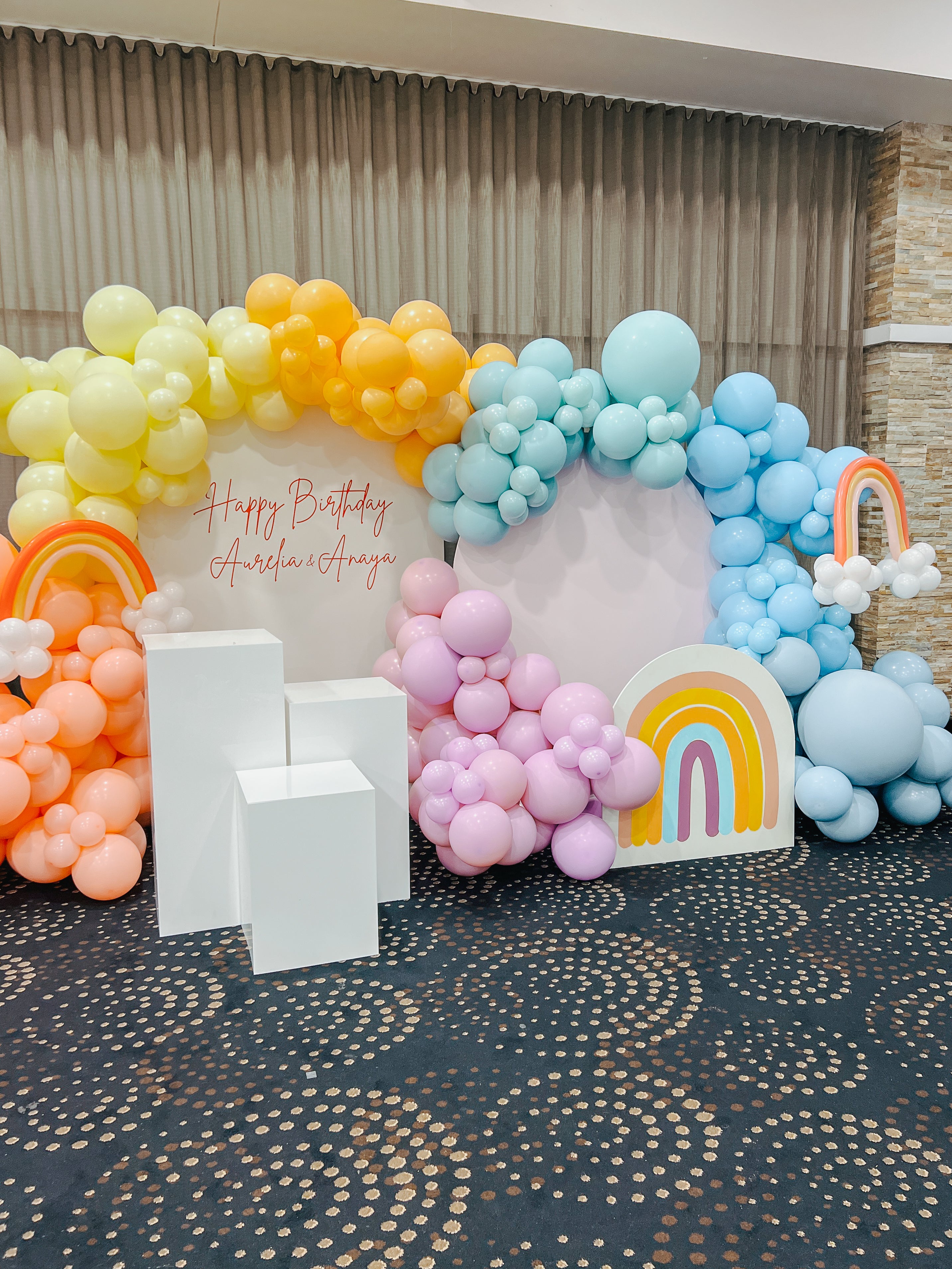 Double Arch Balloon Decor